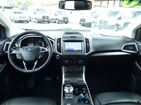 Used 2020 Ford Edge SEL w/ Convenience Package FWD image 18