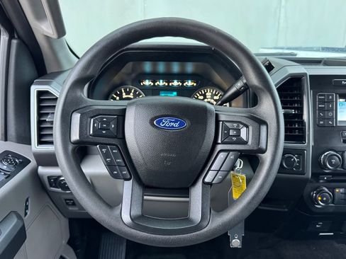 Used 2018 Ford F150 XLT image 5