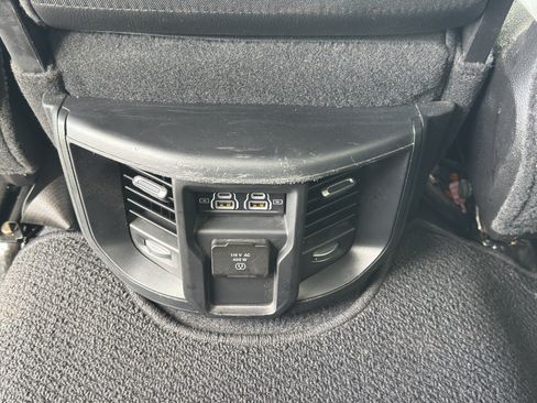 Used 2024 RAM 2500 Laramie AWD/4WD image 29