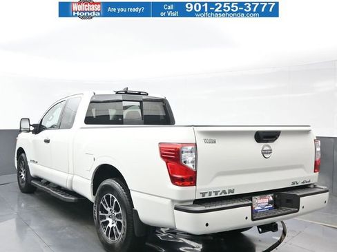 Used 2024 Nissan Titan SV w/ SV Utility Package image 4