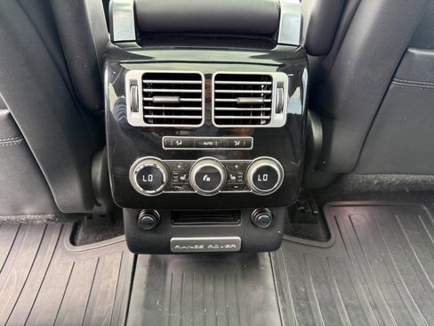 Used 2015 Land Rover Range Rover HSE AWD/4WD image 16