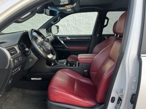 Used 2023 Lexus GX 460 Luxury image 4