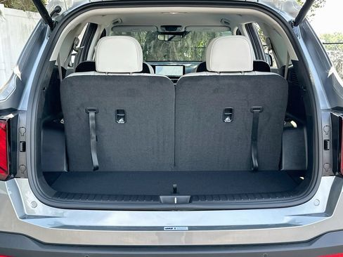 Certified 2025 Kia Sorento EX FWD image 25