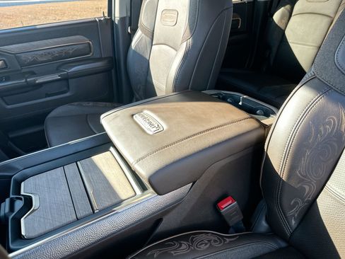 Used 2025 RAM 2500 Limited image 21