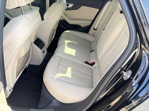 Used 2023 Audi A4 2.0T Premium w/ Convenience Package image 15