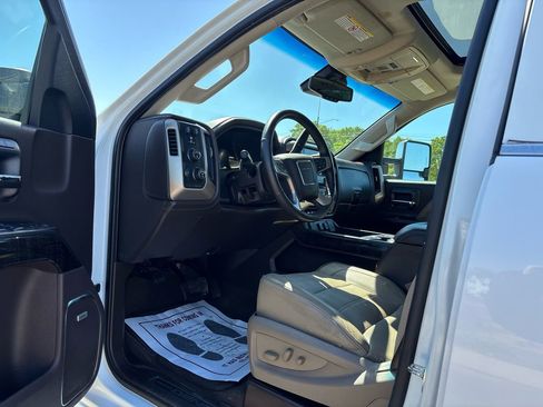 Used 2016 GMC Sierra 2500 Denali w/ Duramax Plus Package image 21