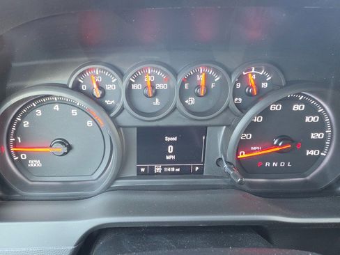 Used 2025 Chevrolet Silverado 2500 Custom w/ Custom Value Package AWD/4WD image 34