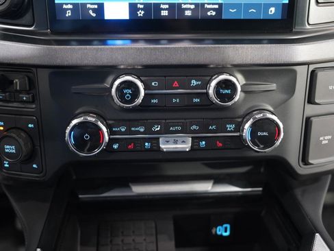 Used 2025 Ford F250 Platinum image 21