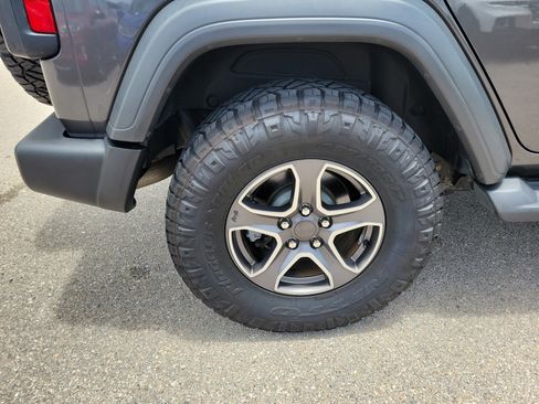 Used 2019 Jeep Wrangler Unlimited Sport S AWD/4WD image 8