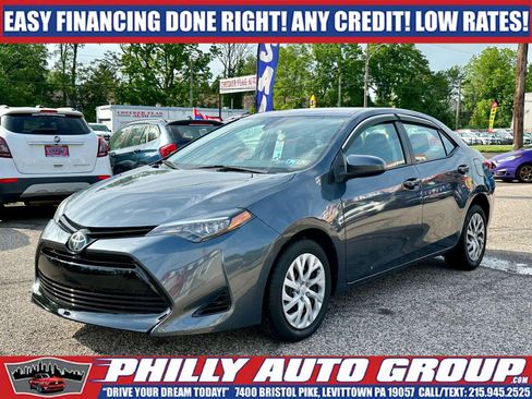 Used 2019 Toyota Corolla LE image 3
