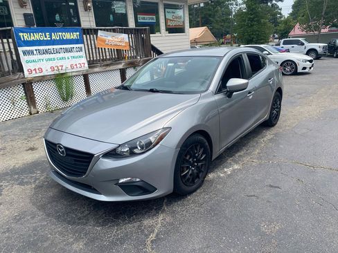 Used 2016 MAZDA MAZDA3 i Sport FWD image 1