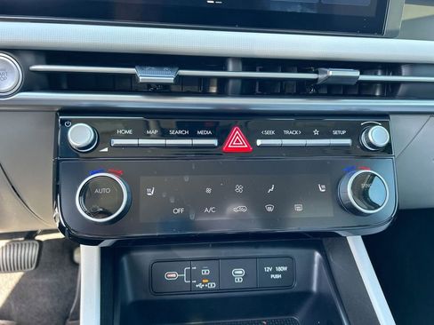 New 2026 Hyundai Tucson SEL FWD image 17