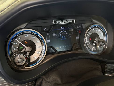 Used 2019 RAM 1500 Limited AWD/4WD image 19