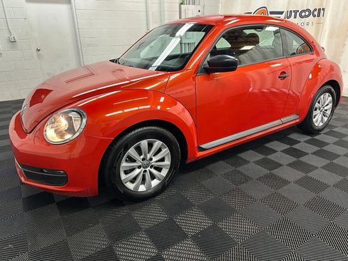 Used 2018 Volkswagen Beetle 2.0T S FWD image 5
