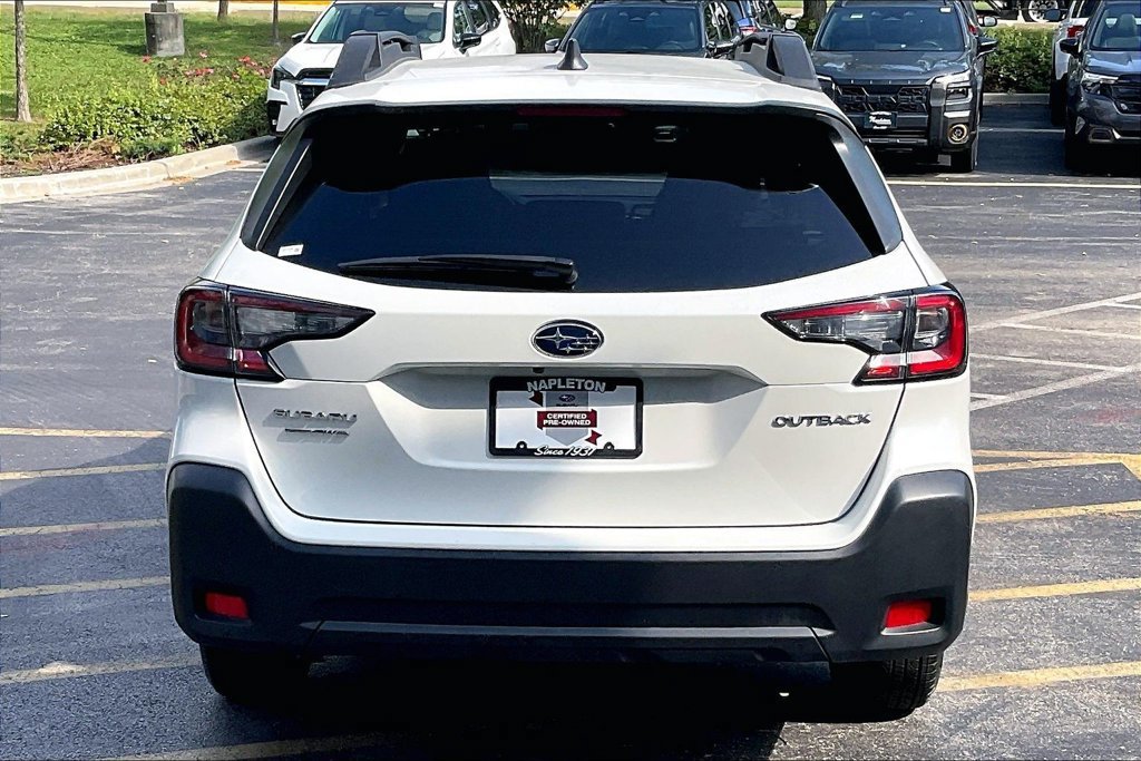 Certified 2025 Subaru Outback Premium AWD/4WD image 4