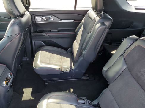 Certified 2025 Ford Explorer ST AWD/4WD image 35