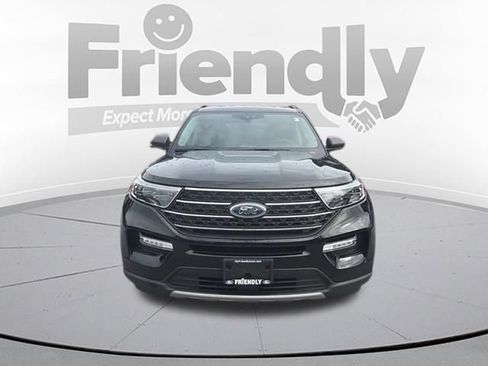 Used 2023 Ford Explorer XLT w/ Equipment Group 202A AWD/4WD image 10