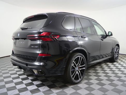 Used 2026 BMW X5 xDrive40i w/ M Sport Package image 3