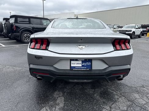 Used 2024 Ford Mustang Coupe RWD image 6