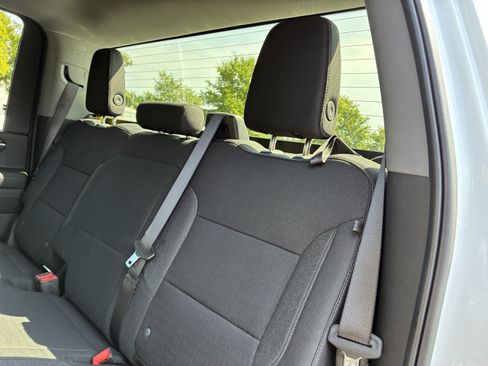 Used 2025 Chevrolet Silverado 2500 LT w/ Convenience Package AWD/4WD image 15