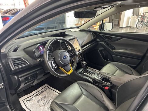 Used 2021 Subaru Crosstrek 2.5i Sport w/ Moonroof Package AWD/4WD image 8