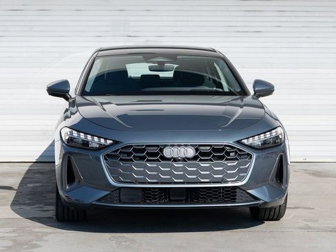 Used 2025 Audi A5 2.0T Premium Plus w/ Premium Plus image 2