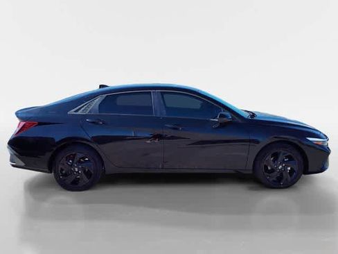 New 2026 Hyundai Elantra Sport FWD image 7