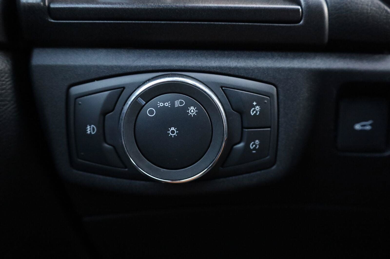 Used 2020 Ford Fusion Titanium FWD image 34