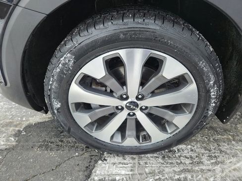 Used 2022 Kia Telluride S image 27