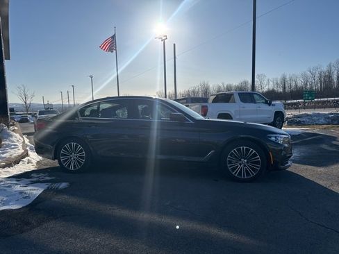 Used 2019 BMW 530i xDrive w/ Convenience Package image 6