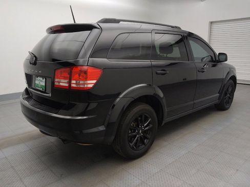 Used 2020 Dodge Journey SE w/ Blacktop Package FWD image 9