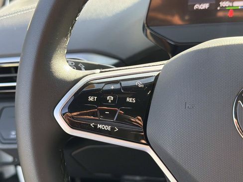 Certified 2023 Volkswagen ID.4 Pro RWD image 17