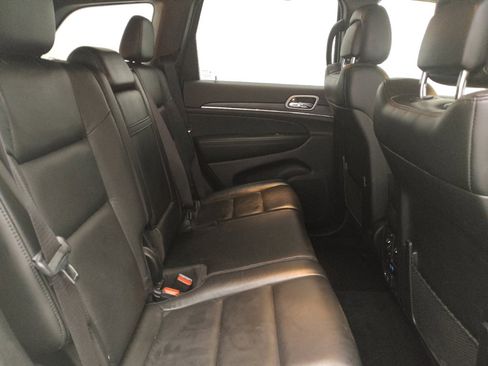 Used 2020 Jeep Grand Cherokee Limited w/ Premium Lighting Group image 19