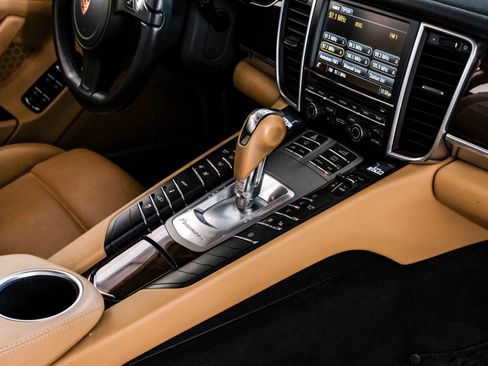 Used 2015 Porsche Panamera S w/ Premium Package Plus image 20