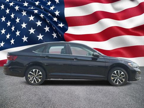 Used 2024 Volkswagen Jetta S FWD image 6