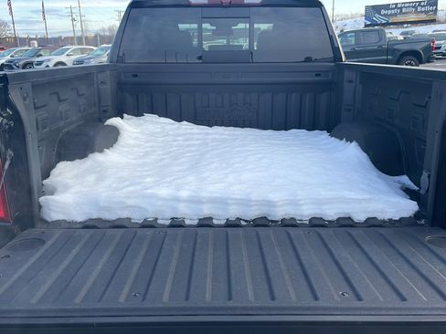 Used 2022 Chevrolet Silverado 1500 High Country w/ Z71 Off-Road Package image 7