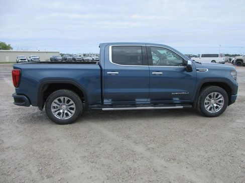 New 2026 GMC Sierra 1500 Denali AWD/4WD image 3
