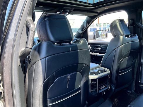 Used 2020 RAM 1500 Limited AWD/4WD image 12