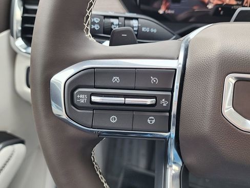 New 2026 GMC Acadia Denali w/ Super Cruise Package FWD image 21