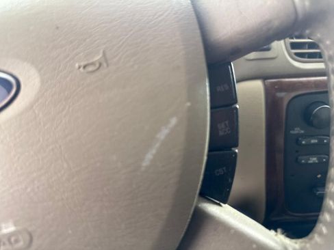 Used 2007 Ford Taurus SEL FWD image 20