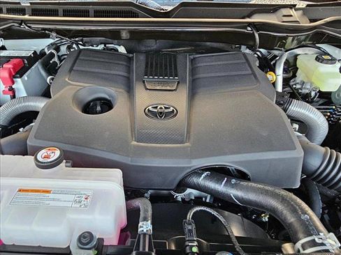 New 2025 Toyota Tundra SR5 image 15