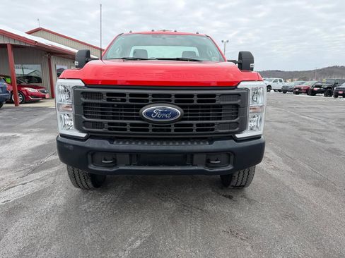 Used 2023 Ford F350 XL image 2