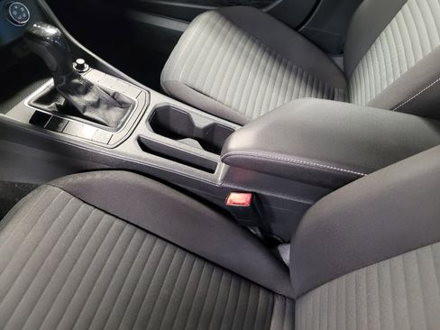 Used 2022 Volkswagen Jetta S FWD image 26
