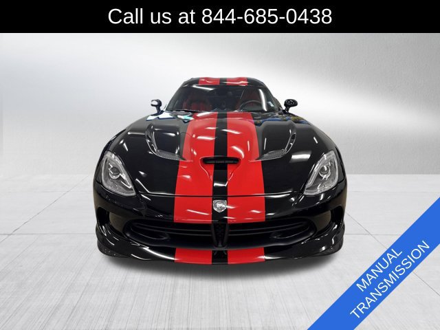 Used 2014 SRT Viper GTS w/ Exterior Carbon Fiber Package RWD image 2