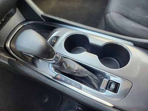 Used 2024 Chevrolet Malibu LT image 19