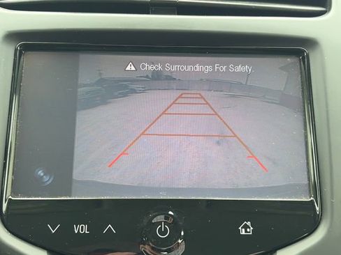 Used 2015 Chevrolet Trax LS image 39