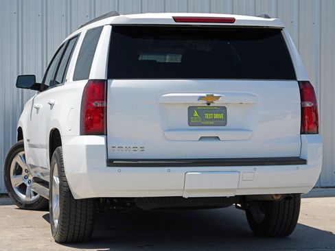 Used 2017 Chevrolet Tahoe LT w/ Luxury Package image 5