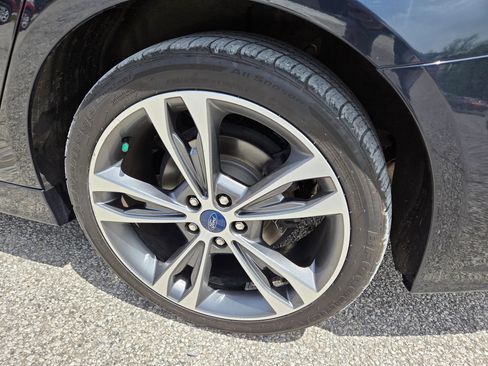 Used 2020 Ford Fusion Titanium FWD image 7