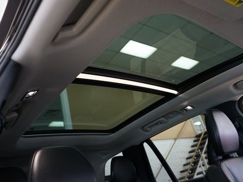 Used 2019 Volvo XC90 T5 Momentum w/ Protection Package image 9