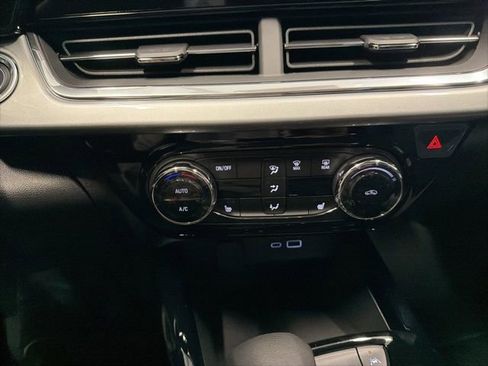 New 2026 Chevrolet Trax LT w/ Driver Confidence Package image 32